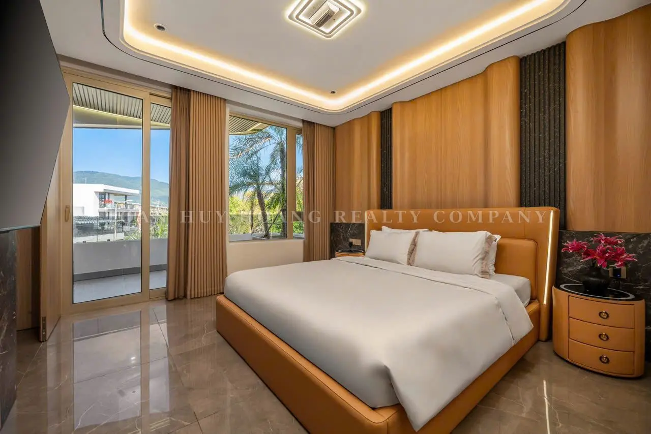 Luxury 6-Bedroom Pool Villa for Rent Near Thuan Phuoc Bridge, Da Nang, view 9