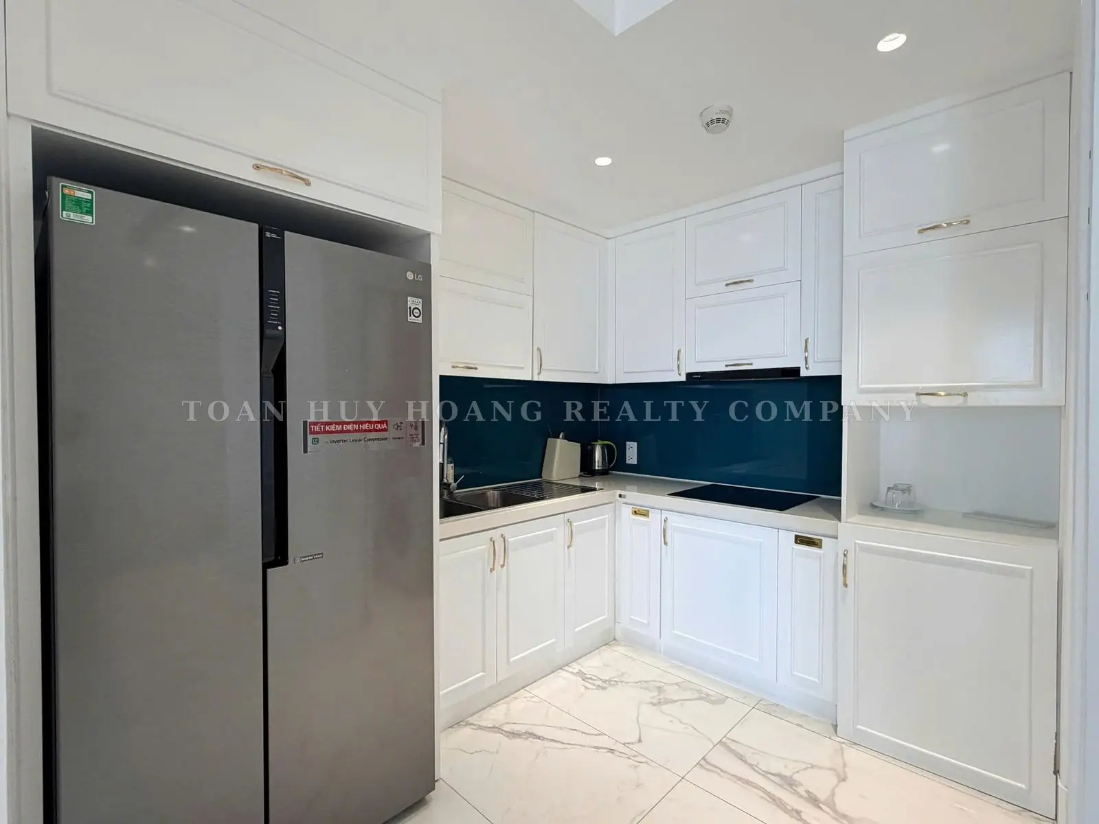 Bach Dang Complex Apartment for Rent in Da Nang | 120 sqm | 2 Bedrooms | Direct Han River View, view 6