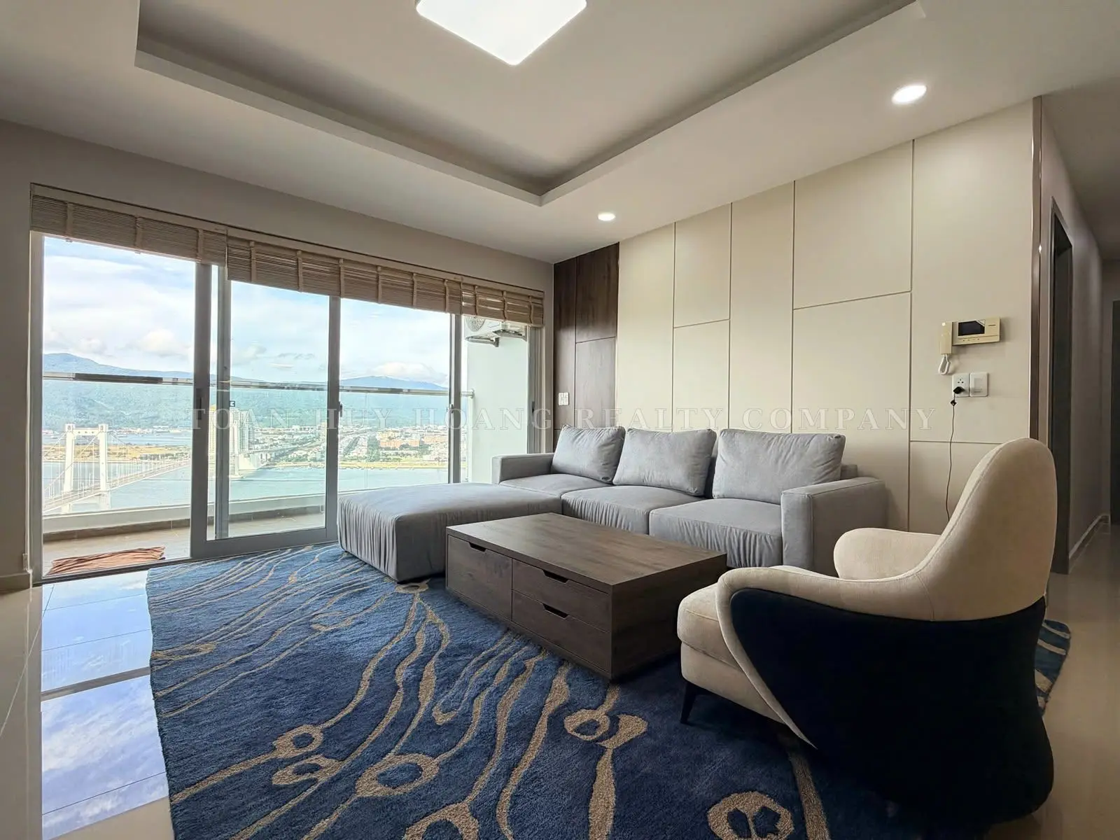 Blooming Tower Apartment, 3 Bedrooms, Fully Furnished
, view 18