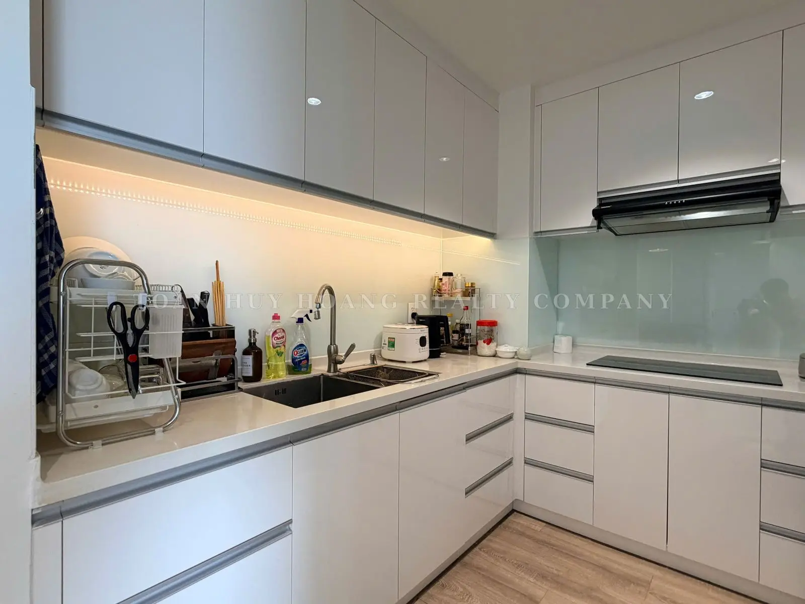 Hiyori Apartment for Rent | 67m² | 2 Bedrooms | Bright Interior | $30 Million VND/Month, view 4