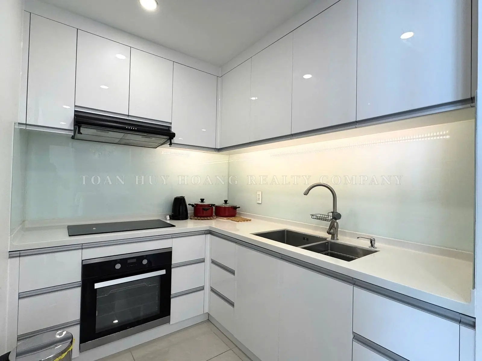 Hiyori Garden Tower Apartment for Rent | 63m² | 2 Bedrooms | Modern Furniture, view 14