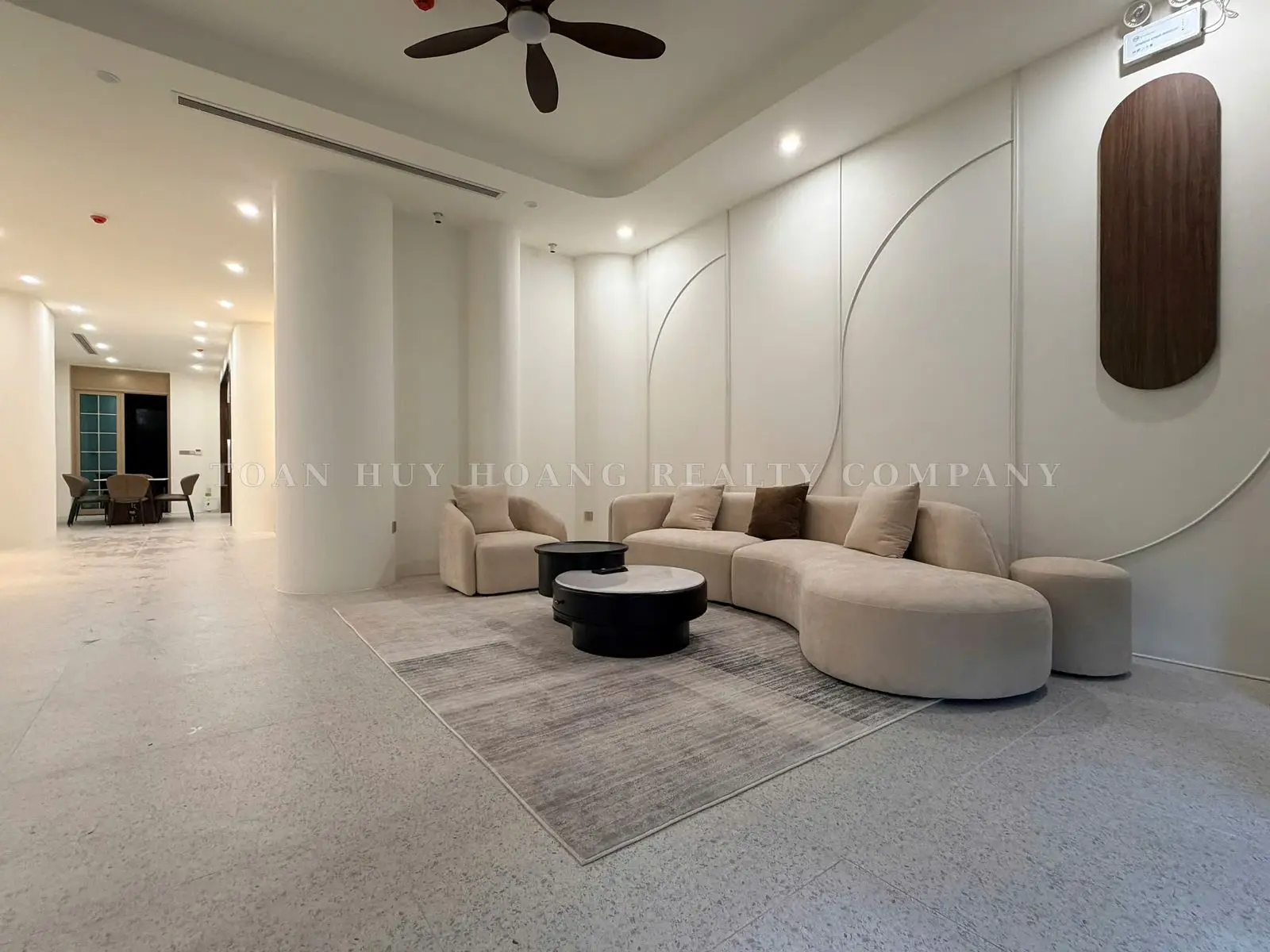 4-Floor House for Rent on Hoa Son Street, Da Nang – 5 Bedrooms, Elevator, view 1