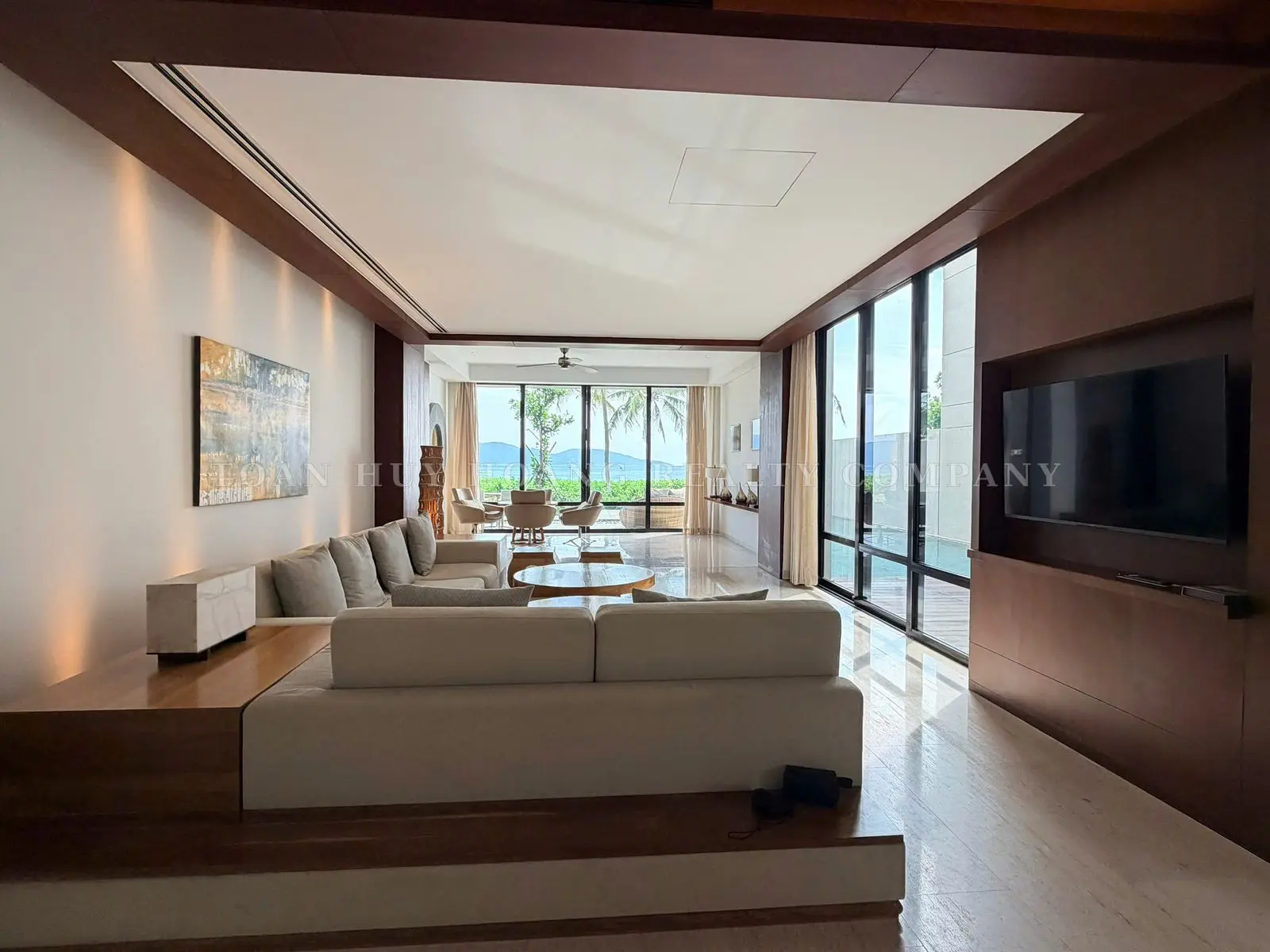 Luxury Beachfront Villa for Rent at Hyatt Regency Da Nang | 650m² | Private Pool | Direct Ocean View, view 3