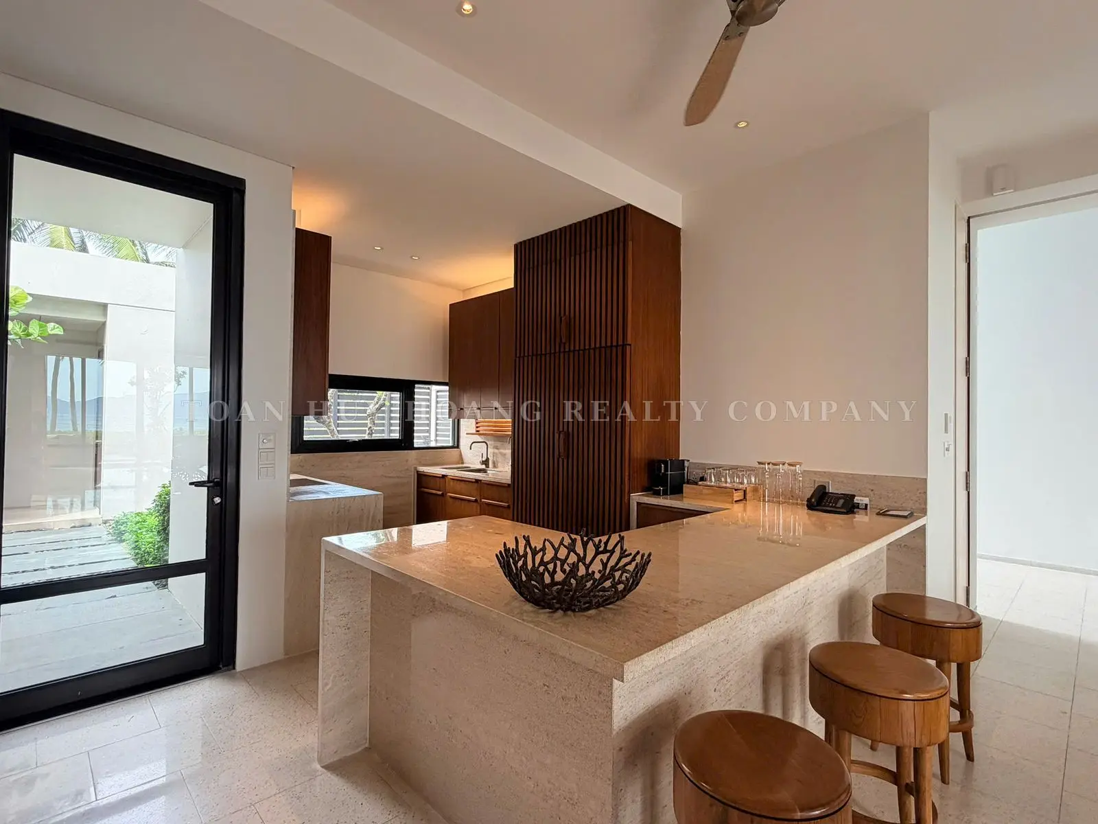 Luxury Beachfront Villa for Rent at Hyatt Regency Da Nang | 650m² | Private Pool | Direct Ocean View, view 5