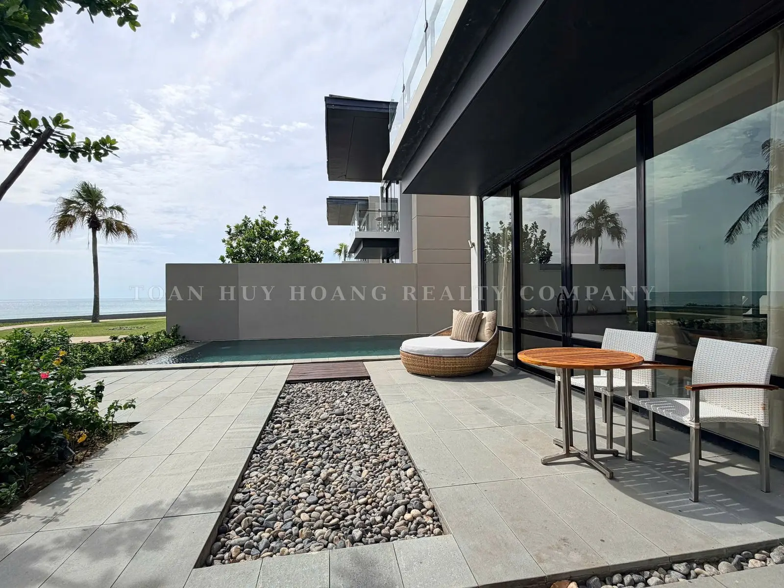 Luxury Beachfront Villa for Rent at Hyatt Regency Da Nang | 650m² | Private Pool | Direct Ocean View