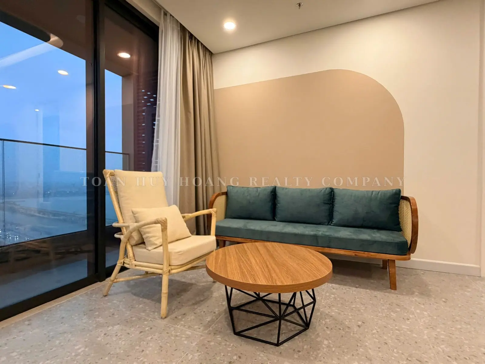 PANOMA 2 APARTMENT FOR RENT IN DA NANG – DIRECT HAN RIVER VIEW | 3 BEDROOMS