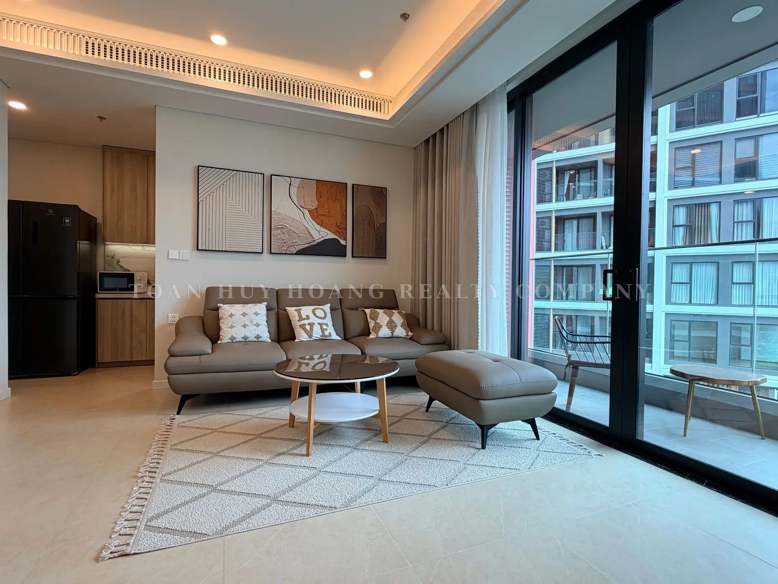 Panoma Apartment for Rent in Da Nang | 94m² | 2 Bedrooms + 1 Home Office | Luxury Furnished | 43 Million VND/Month, view 1