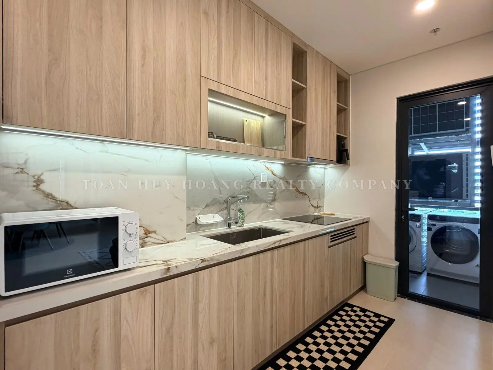 Panoma Apartment for Rent in Da Nang | 94m² | 2 Bedrooms + 1 Home Office | Luxury Furnished | 43 Million VND/Month, view 5