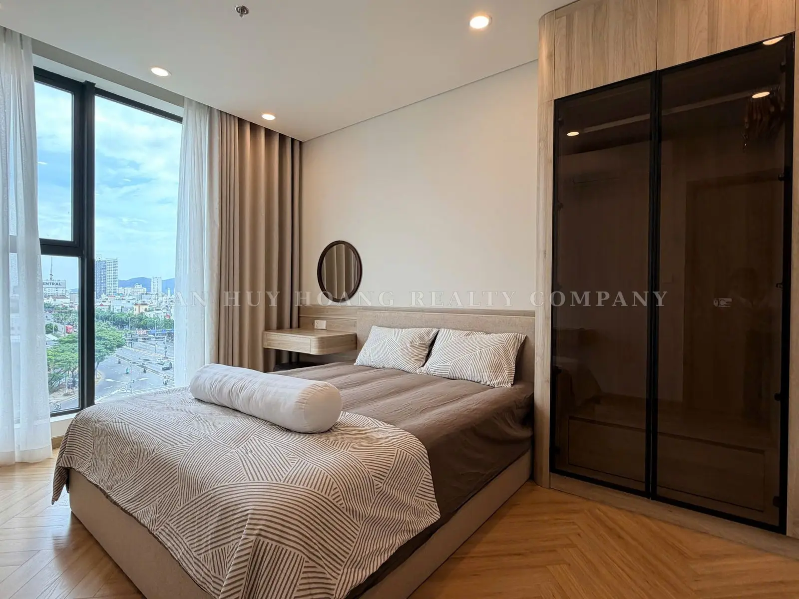 Panoma Apartment for Rent in Da Nang | 94m² | 2 Bedrooms + 1 Home Office | Luxury Furnished | 43 Million VND/Month, view 7