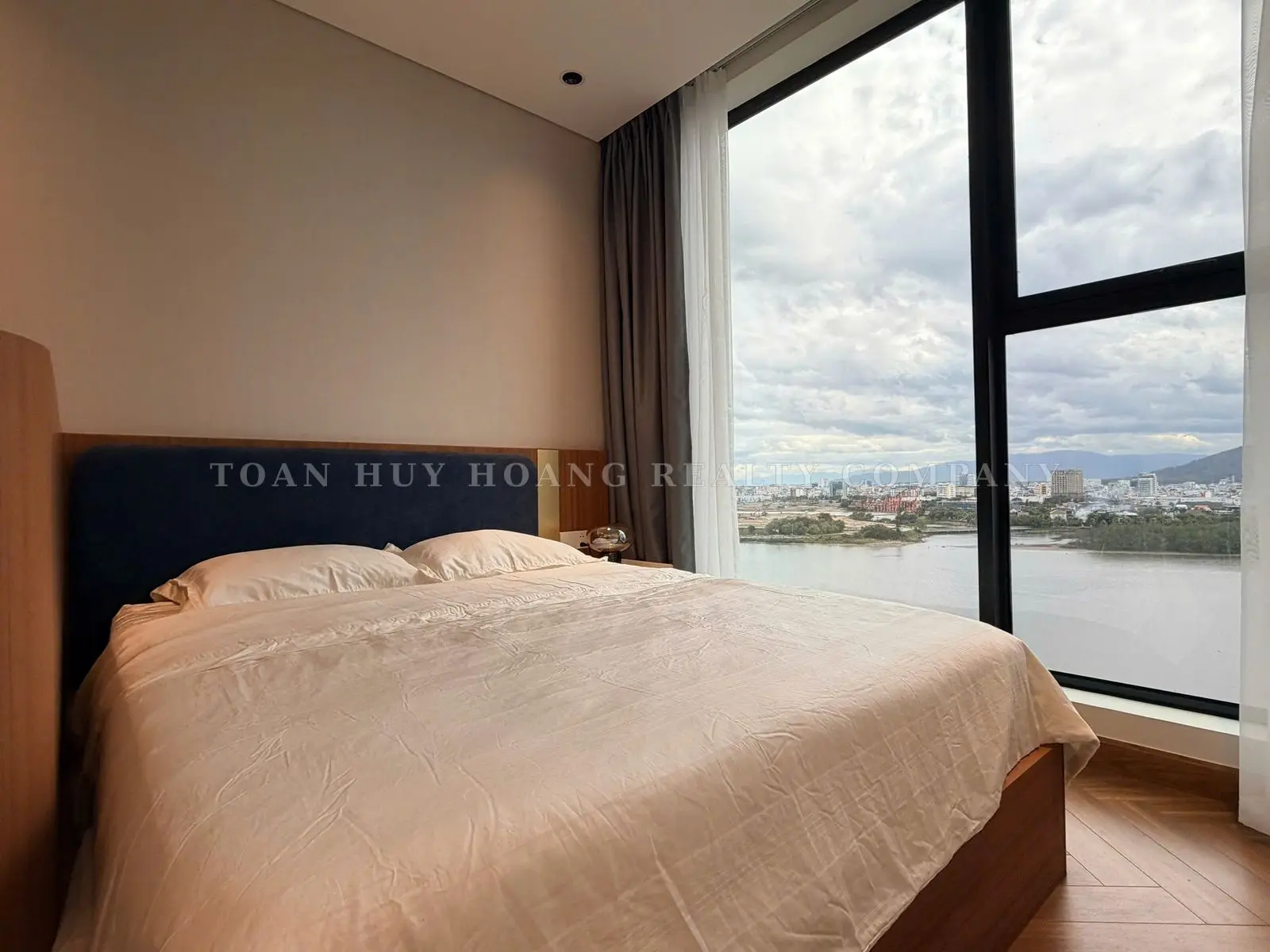 Panoma Da Nang Apartment for Rent | 100m² | 3 Bedrooms | Direct Han River View | Brand-New Luxury Interior, view 18