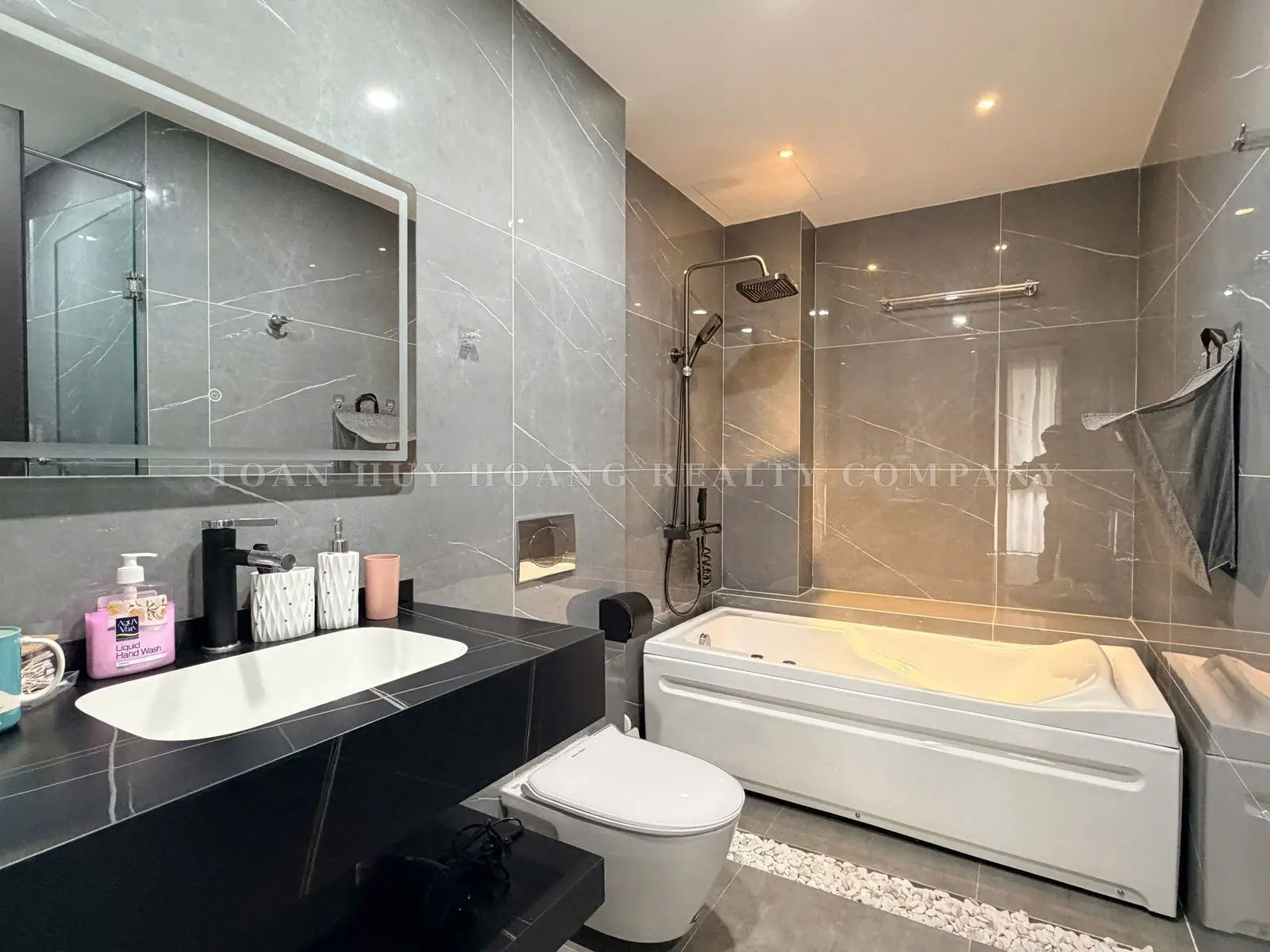 Luxury Phuc Loc Vien Villa for Rent in Da Nang | 4 Bedrooms | 150m² | Gated Community, view 20