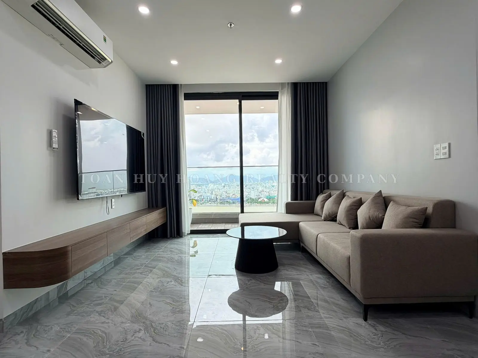 Ponte Apartment for Rent in Da Nang – 100m², 3 Bedrooms, Han River View