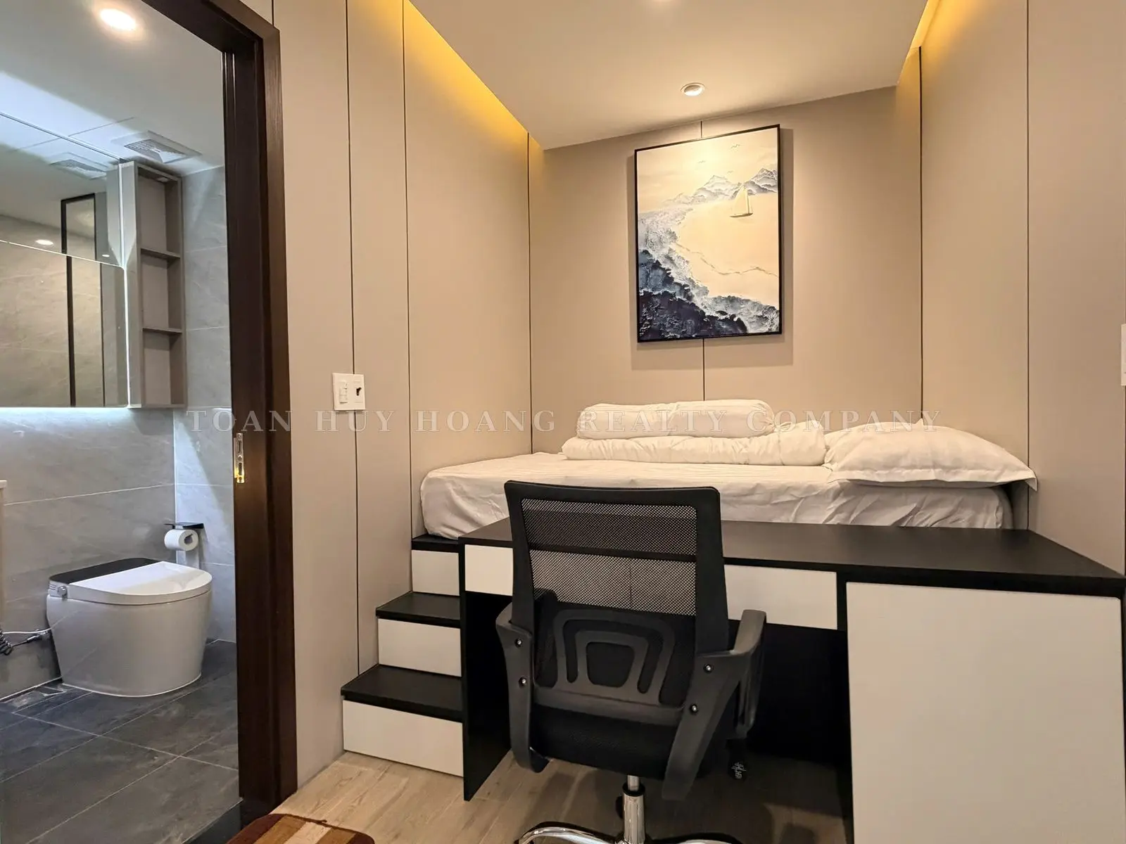 Ponte Apartment for Rent in Da Nang | 51m² | 1BR+ | Direct Han River View | Luxury Interior, view 13