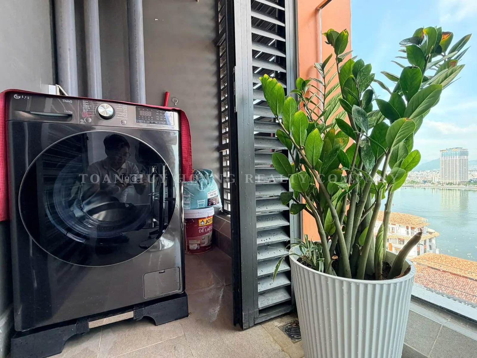 Ponte Apartment for Rent in Da Nang | 51m² | 1BR+ | Direct Han River View | Luxury Interior, view 14