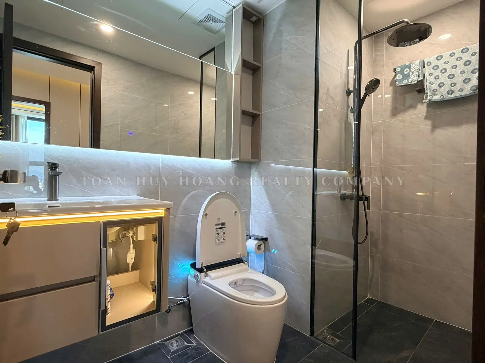 Ponte Apartment for Rent in Da Nang | 51m² | 1BR+ | Direct Han River View | Luxury Interior, view 15