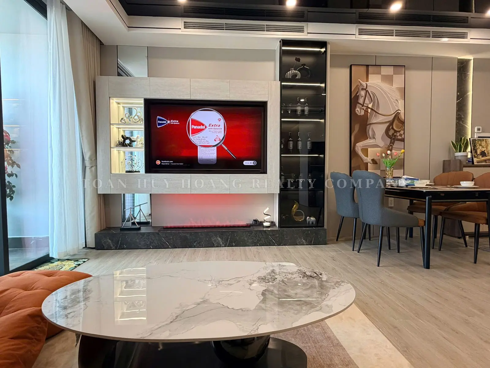 Ponte Apartment for Rent in Da Nang | 51m² | 1BR+ | Direct Han River View | Luxury Interior, view 3