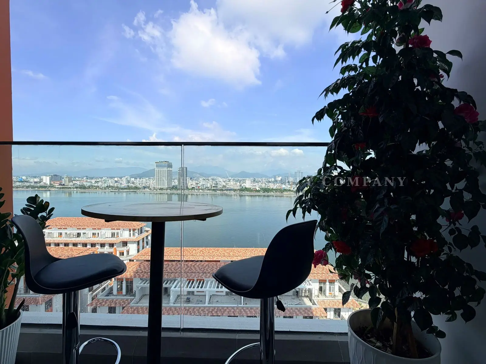 Ponte Apartment for Rent in Da Nang | 51m² | 1BR+ | Direct Han River View | Luxury Interior, view 8