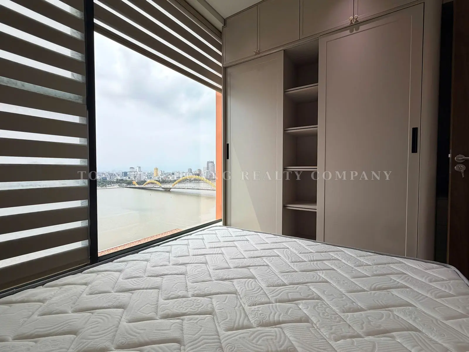 Ponte Apartment For Rent 99m² 2 Bedrooms Han River View, view 11