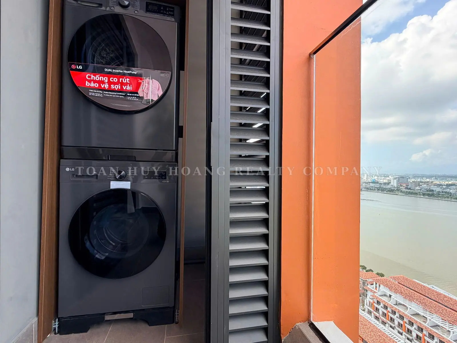 Ponte Apartment for Rent 53m², 1 Bedroom+, High Floor, River View, Luxury Interior, view 9