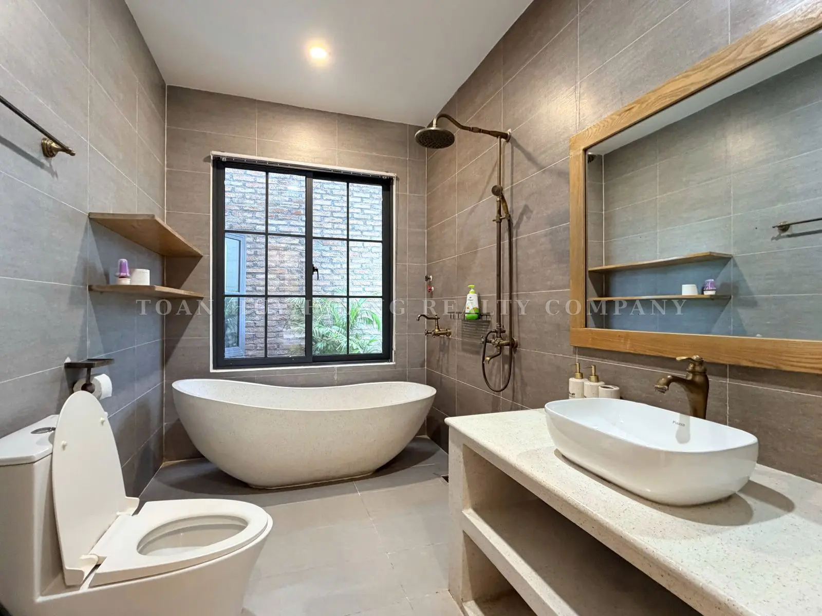 Pool Villa for Rent in Da Nang Near Thuan Phuoc Bridge | 180m² | 4 Bedrooms, view 15
