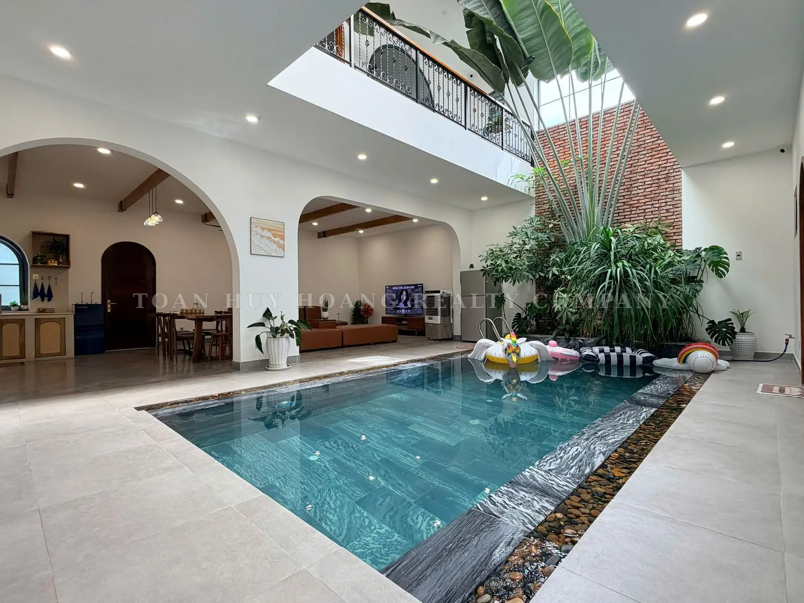 Pool Villa for Rent in Da Nang Near Thuan Phuoc Bridge | 180m² | 4 Bedrooms