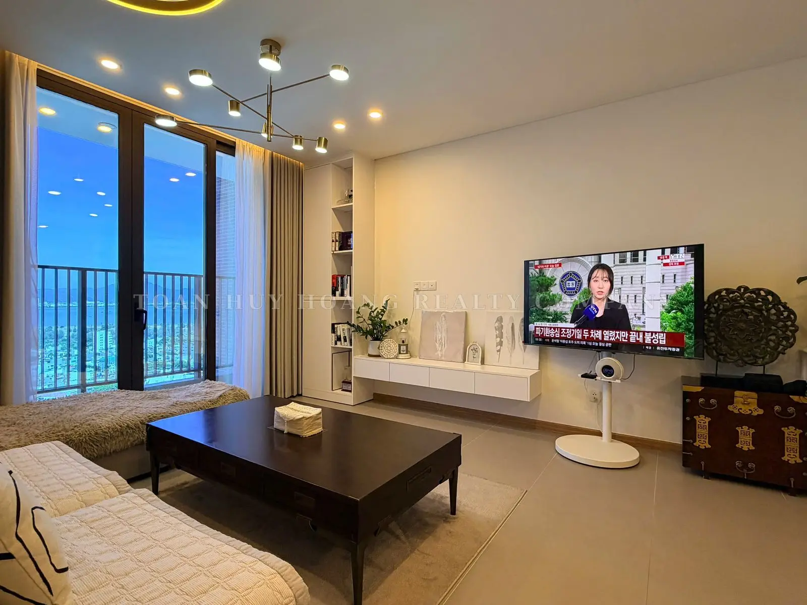 Sam Tower Da Nang Apartment for Sale | 76.4 sqm | 2 Bedrooms | Corner Unit | Han River & Sea View, view 2