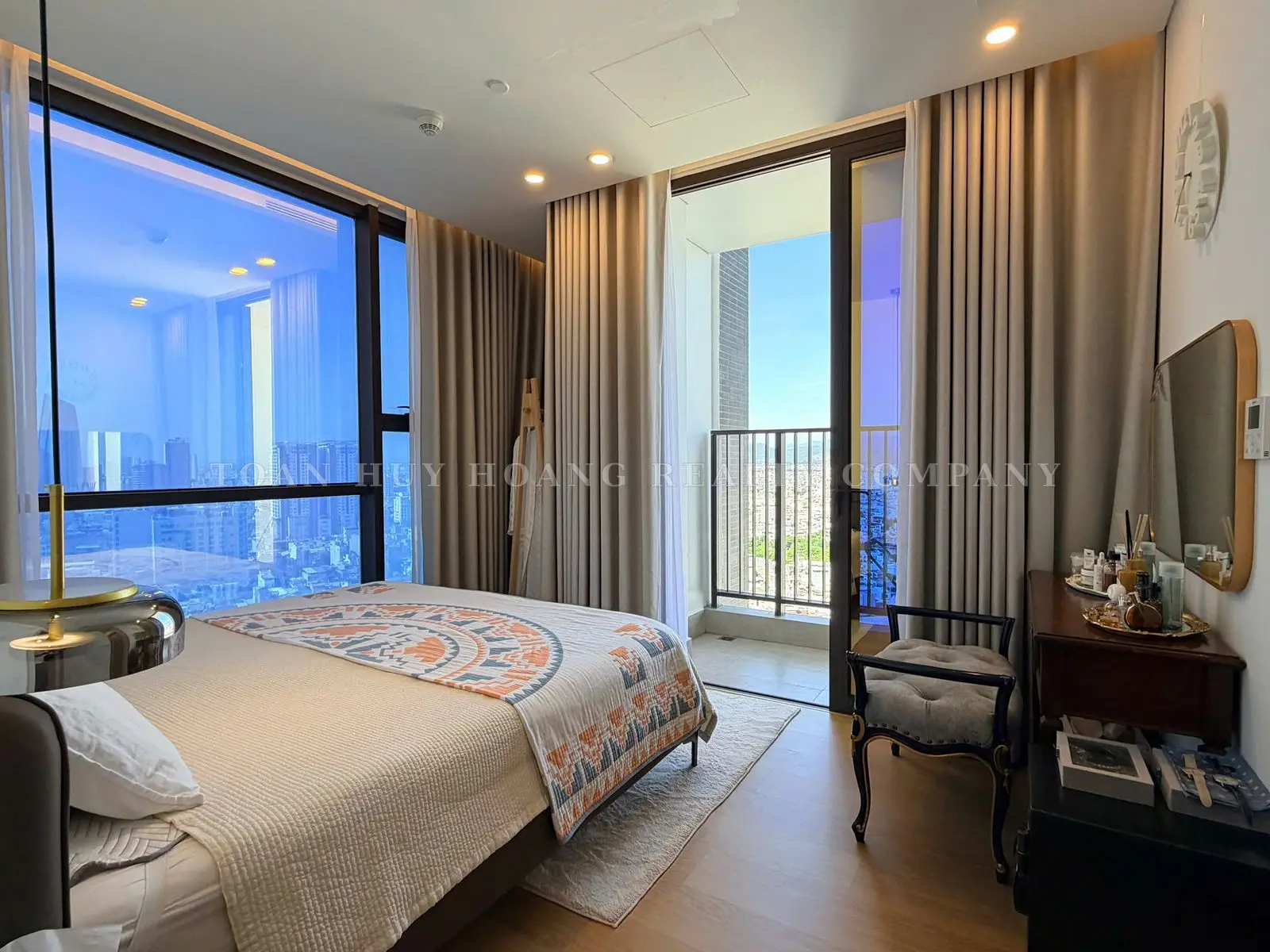 Sam Tower Da Nang Apartment for Sale | 76.4 sqm | 2 Bedrooms | Corner Unit | Han River & Sea View, view 8