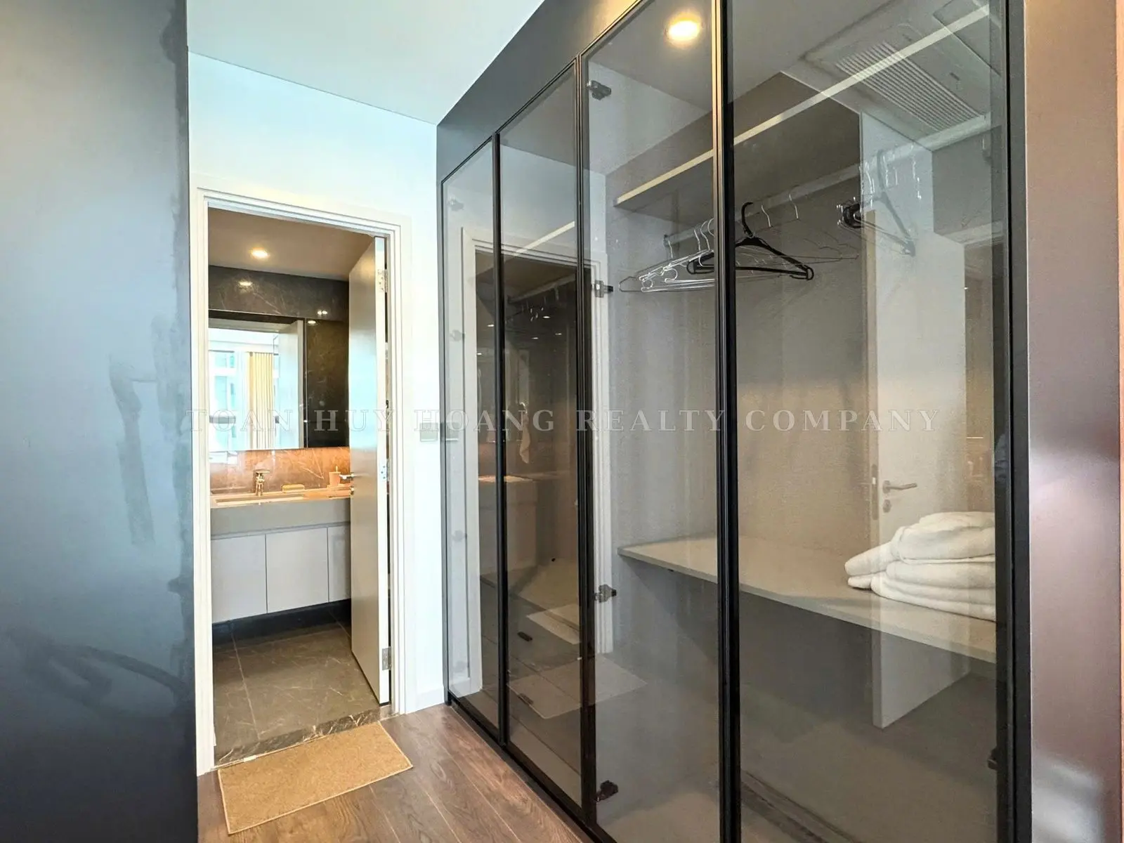 Luxury 2-Bedroom Apartment for Rent at The Filmore Da Nang | 70 sqm | Fully Furnished, view 14