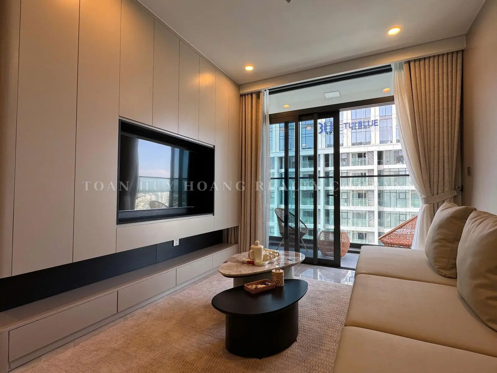 Luxury 2-Bedroom Apartment for Rent at The Filmore Da Nang | 70 sqm | Fully Furnished, view 3