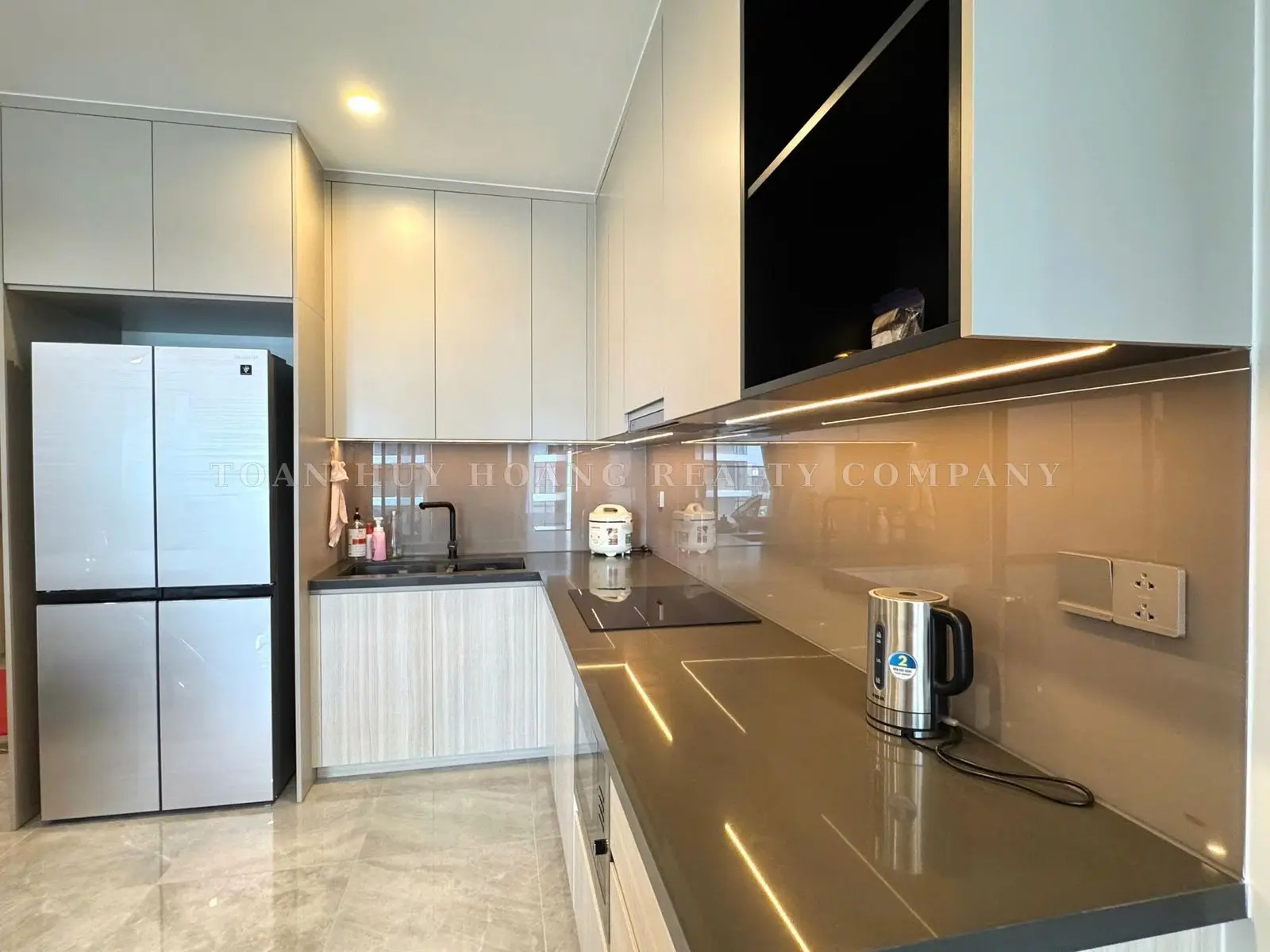 Luxury 2-Bedroom Apartment for Rent at The Filmore Da Nang | 70 sqm | Fully Furnished, view 8