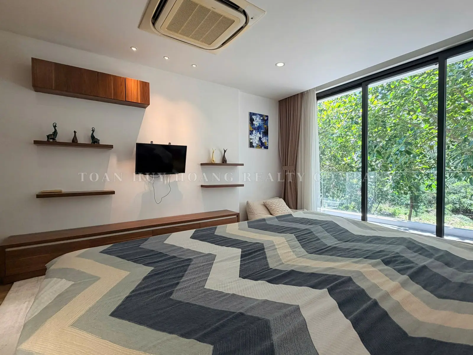 The Point Villa For Rent In Da Nang, 300m² Corner Villa, 3 Bedrooms, Private Pool, view 10