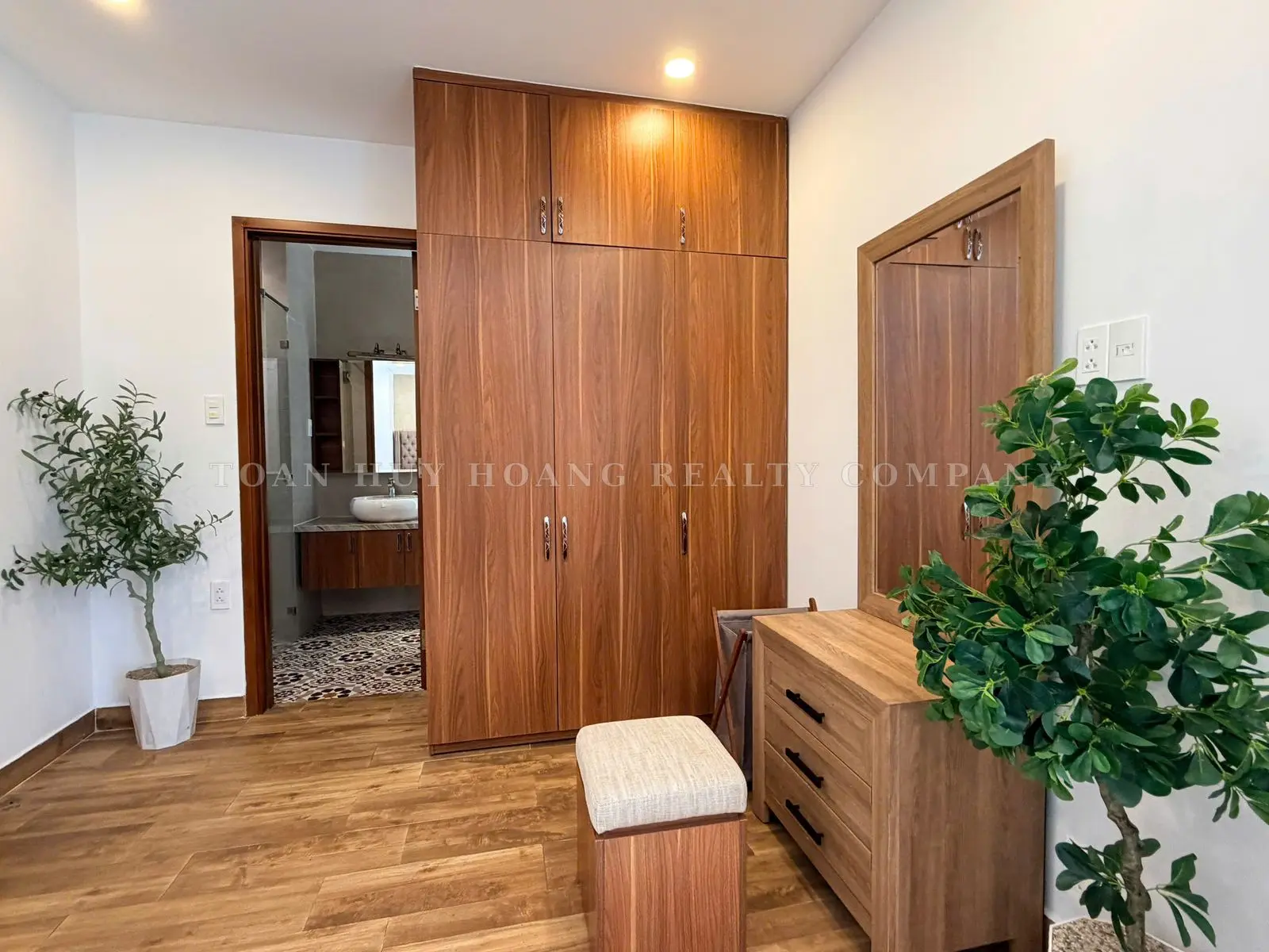 The Point Villa For Rent In Da Nang, 300m² Corner Villa, 3 Bedrooms, Private Pool, view 7