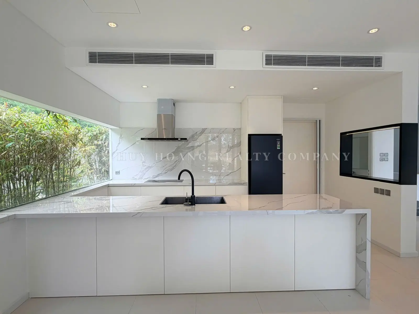 Luxury Villa for Rent at The Dune Da Nang | 700m² | Private Pool | Premium Furnished, view 4