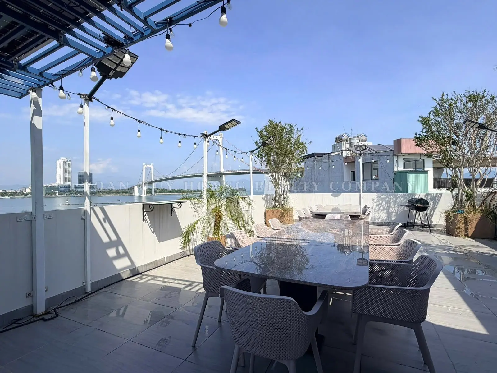 Beautiful Villa in Da Nang Near Thuan Phuoc Bridge, 6 Bedrooms, view 21